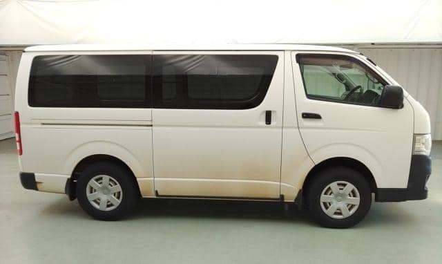Toyota Hiace 4WD